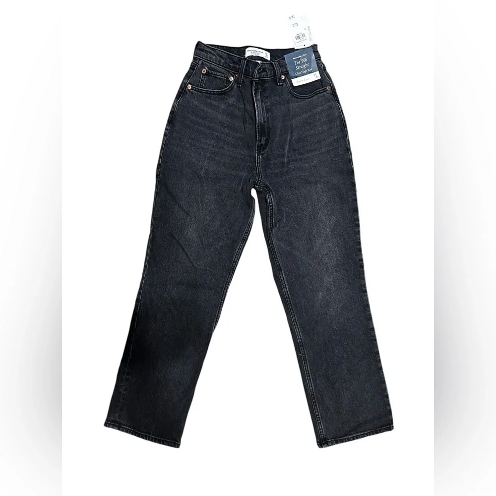 NWT Abercrombie Curve Love Ultra High Rise 90s Straight Jean - Picture 8 of 10